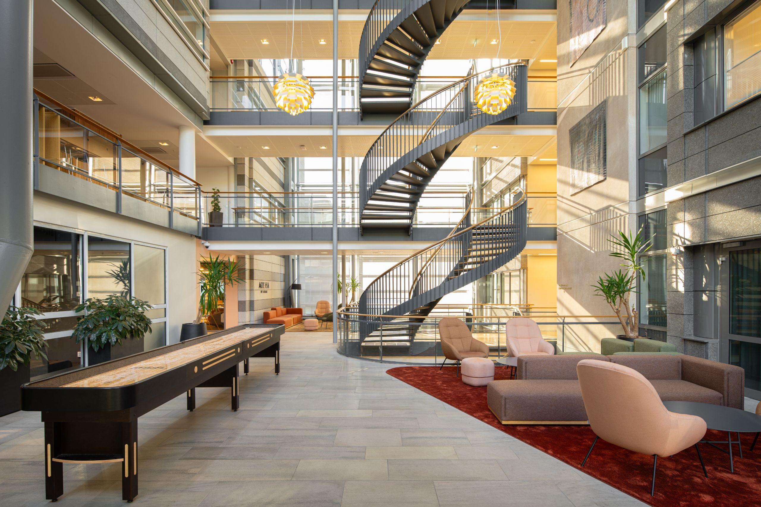 Blake - Sk›yen Atrium-9.jpg