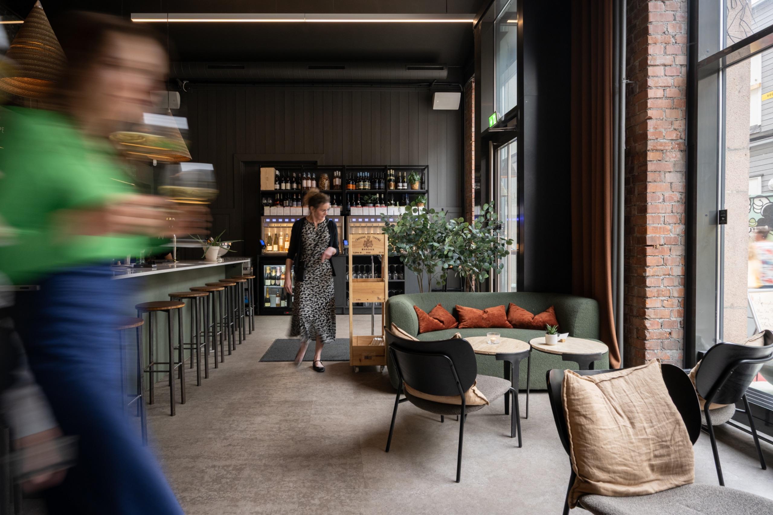 Kvass - Universitetsgt 1-19.jpg