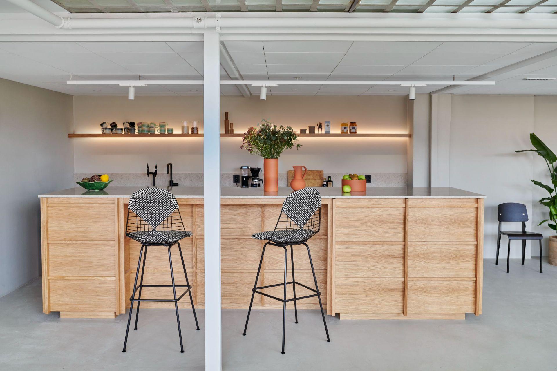 master-8267234 (2).jpg