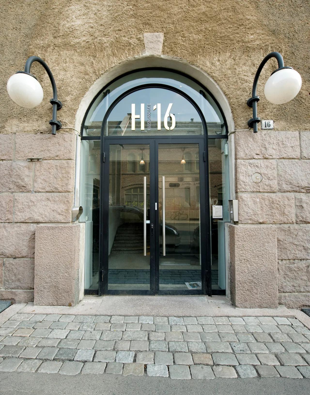 919_1311160181.jpg