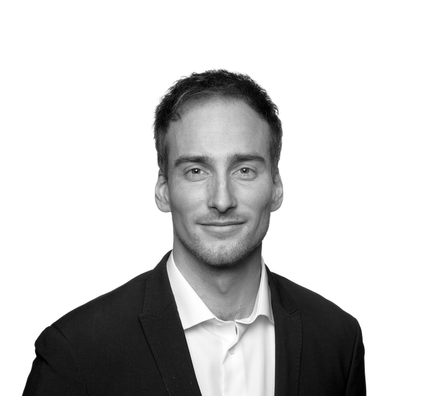 Jørgen, CTO i Malling & Co Forvaltning, begynte sin karriere i selskapets regnskapsavdeling i 2017. Han viste en særlig interesse for automatisering og teknologi ved å automatisere sine egne og senere sine kollegers arbeidsoppgaver. Ettersom grensesnittet mellom forretning og teknologi viste seg å være en ettertraktet egenskap, ble dette et naturlig karrierevalg for Jørgen med hans store ambisjoner for fremtidens eiendomsforvaltning.